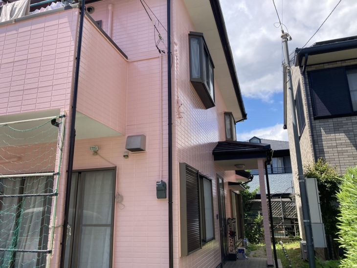 ピンクベージュの外壁塗装で一新！伊豆の国市南條