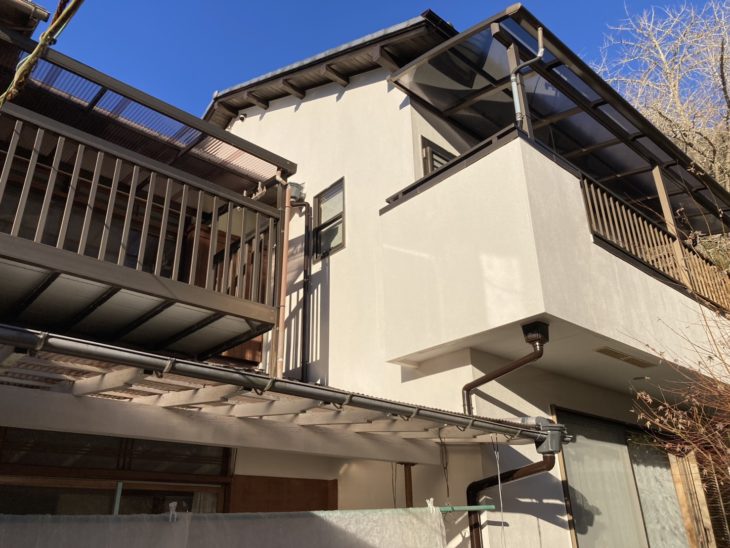 雨漏りの原因となる屋根の劣化を改修+外壁塗装